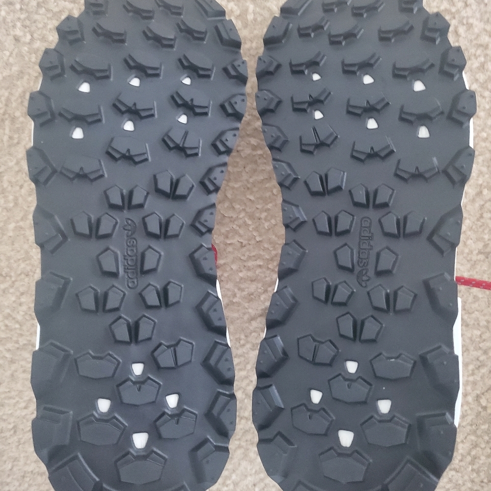 New in Box Men's Adidas HMD HumanMade by Pharrell - Picture 7 of 7